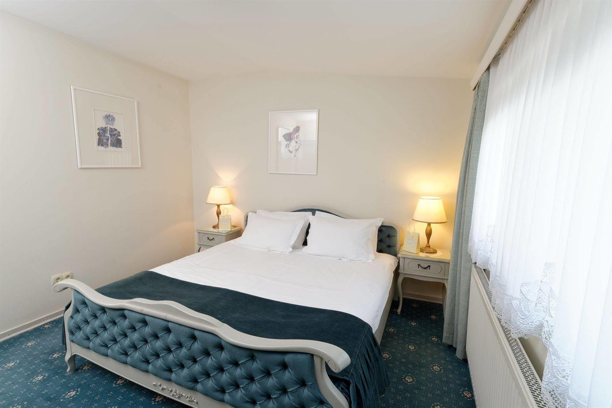 Minka Aparthotel
